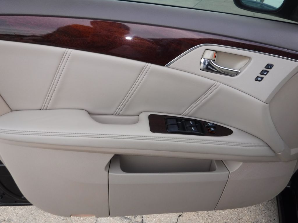 Used 2009 Toyota Avalon For Sale